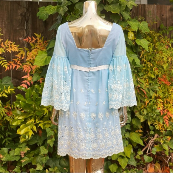 1960s Baby Blue Bell Sleeve Mini Dress - Picture 4 of 8
